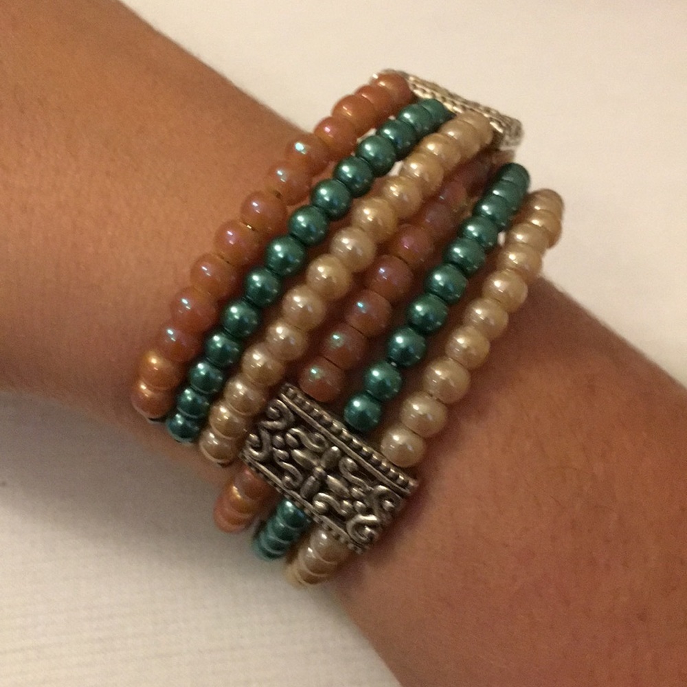 Silver Green Pink and Cream Pearl Wrap Bracelet - Picture 2 of 8